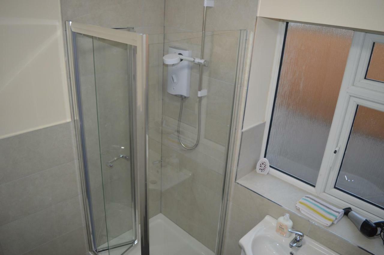 The Comfy Cottage ซอร์ดส์ ภายนอก รูปภาพ